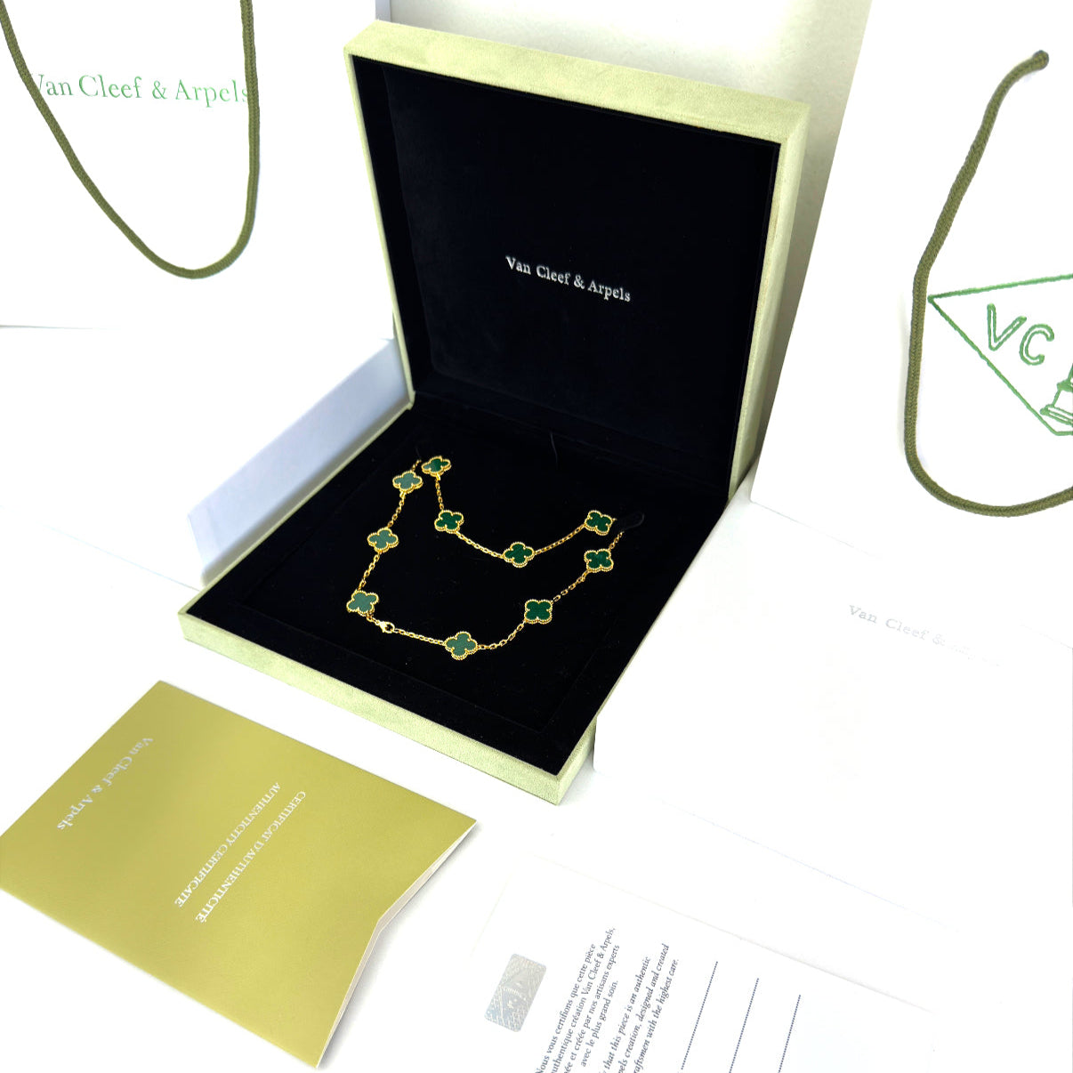 VC Green Collar
