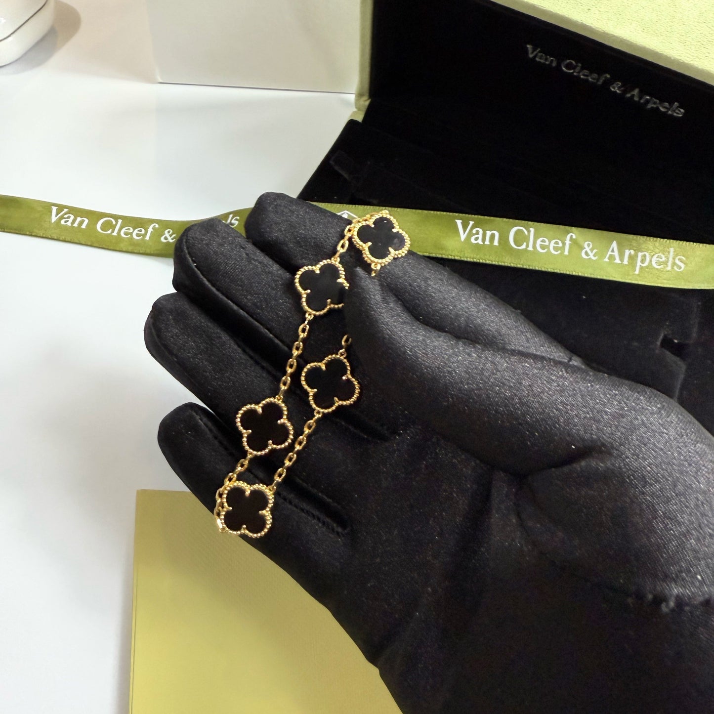 Pulso VC Black 18k