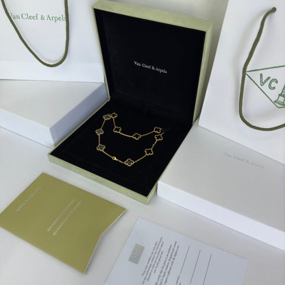 VC Black Collar