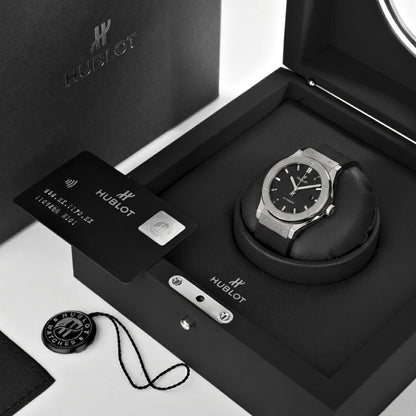 Classic Fusion Steel – Black Dial Leather Strap Hublot Type