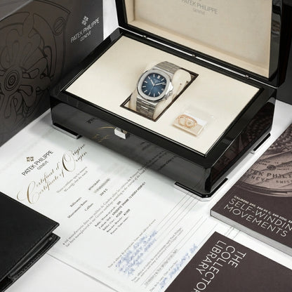 Nautilus Steel – Blue Dial Patek Type