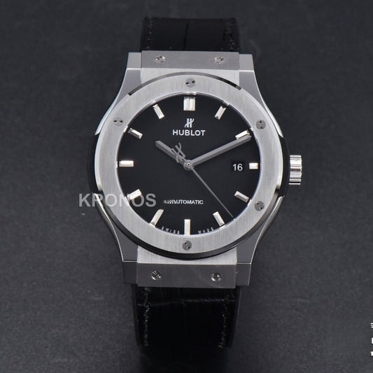 Classic Fusion 42mm Jj+f Black Dial Black - Authentic Movement