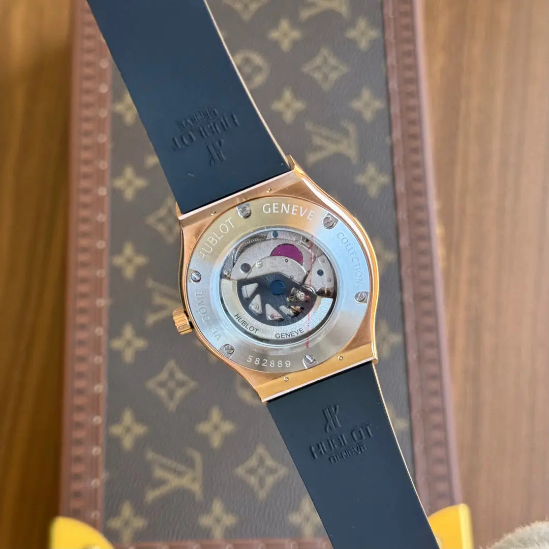 Detalle bisel Classic Fusion King Gold Kronos Relojes colección premium