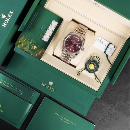 Day-Date Oystersteel – Cherry Dial President Type Rolex