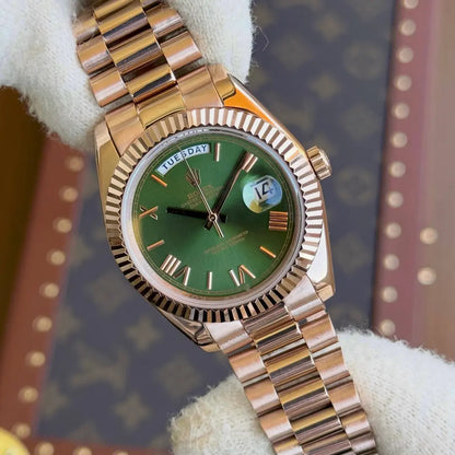 Reloj Day-Date Everose Gold dial olive estilo Rolex lujo accesible Kronos