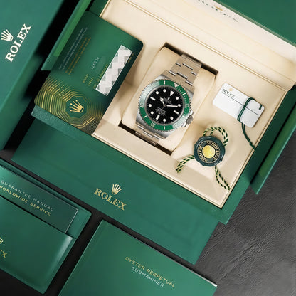 Submariner "Starbucks" Oystersteel – Black Dial Green Bezel Oyster Date Type Rolex