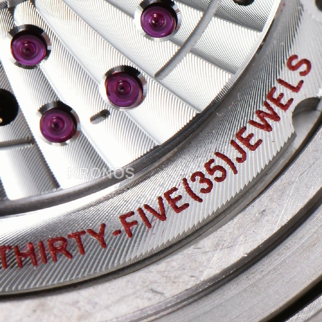 Seamaster 300 "No Time To Die" 42mm - Authentic Movement