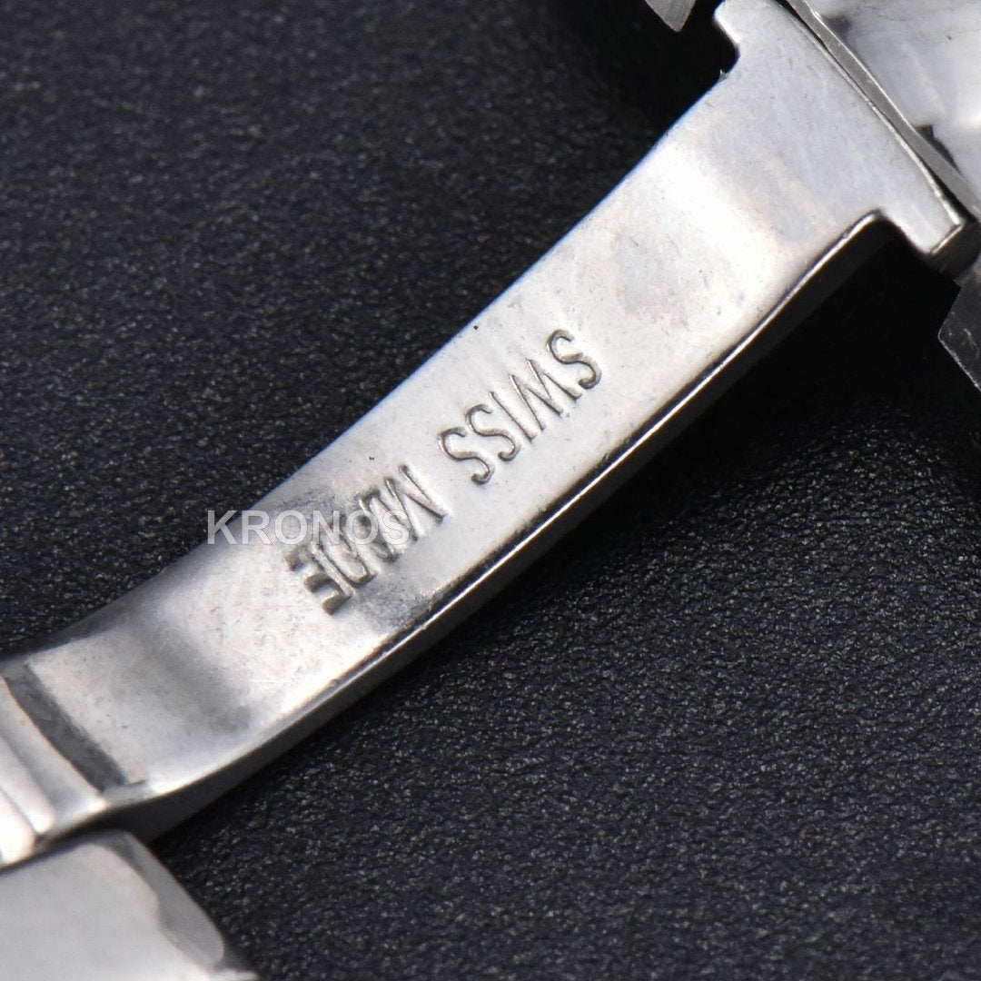 Panthère Secrète Ladies 27mm Ssyg White Dial - Authentic Movement