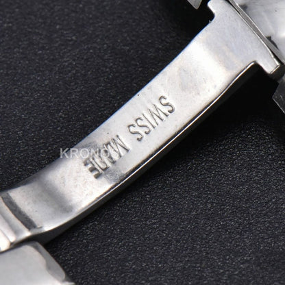 Panthère Secrète Ladies 27mm Ssyg White Dial - Authentic Movement