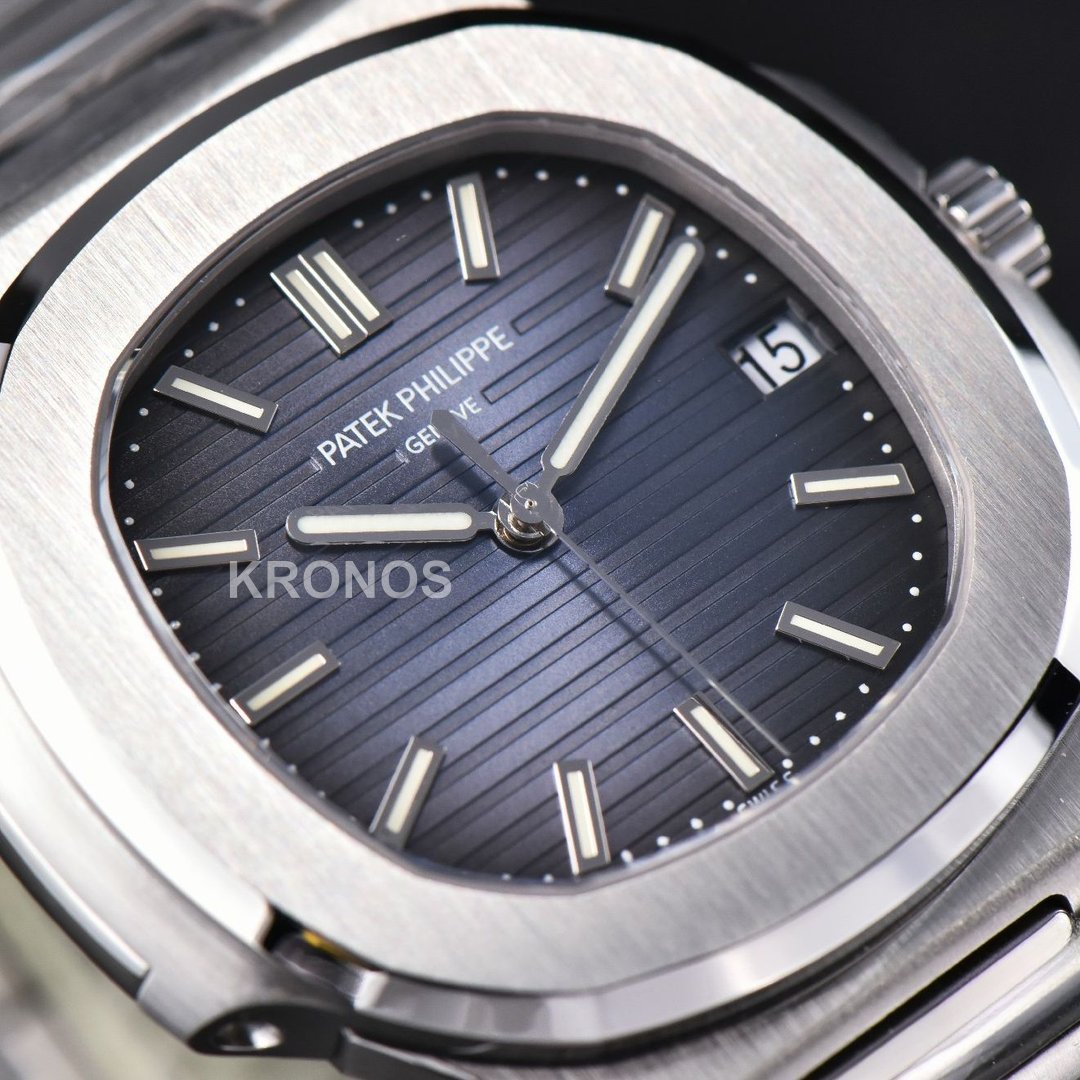 Nautilus 40mm Blue Textured Dial - Authentic Movement