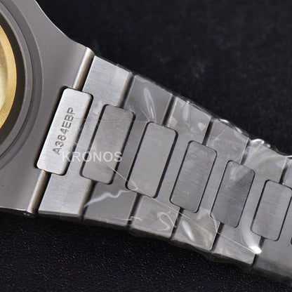Nautilus 40mm Blue Textured Dial - Authentic Movement