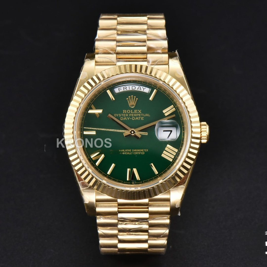 Day-Date 40mm Green Dial - Authentic Movement