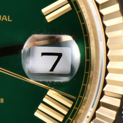 Day-Date 40mm Green Dial - Authentic Movement