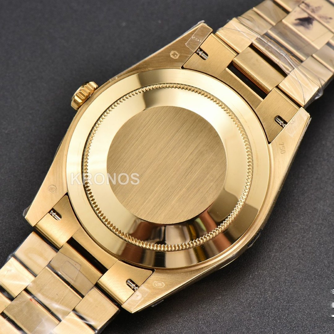 Day-Date 40mm Green Dial - Authentic Movement