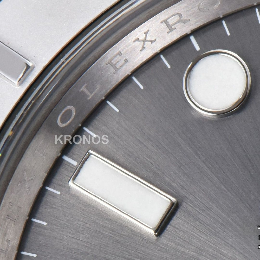 Yacht-Master 40mm Grey Dial - Authentic Movement