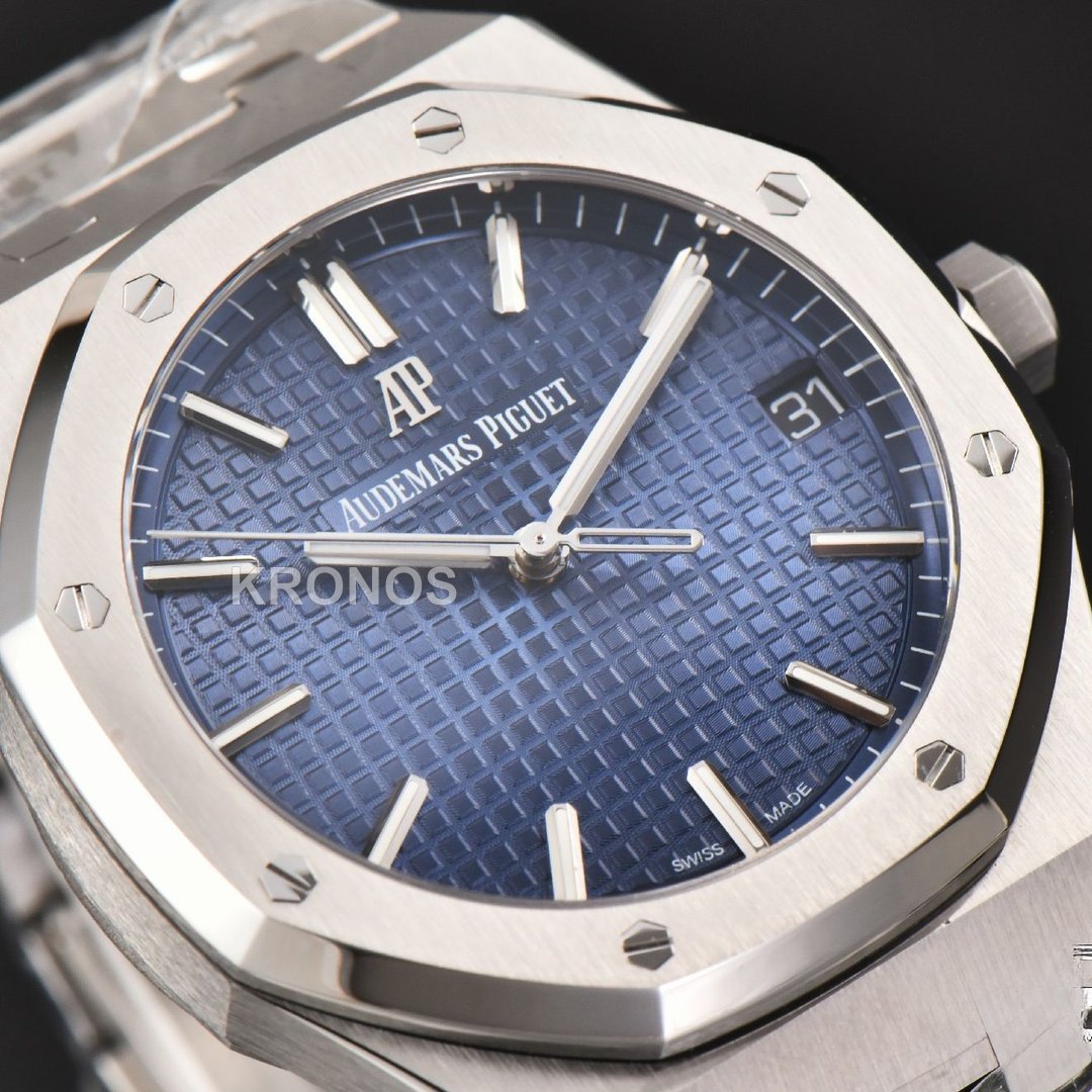 Royal Oak 41mm Blue Textured Dial - Authentic Movement