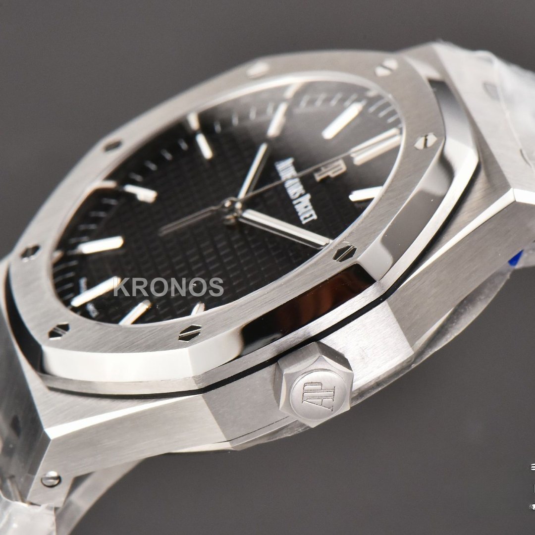 Royal Oak 41mm Black Textured Dial - Authentic Movement