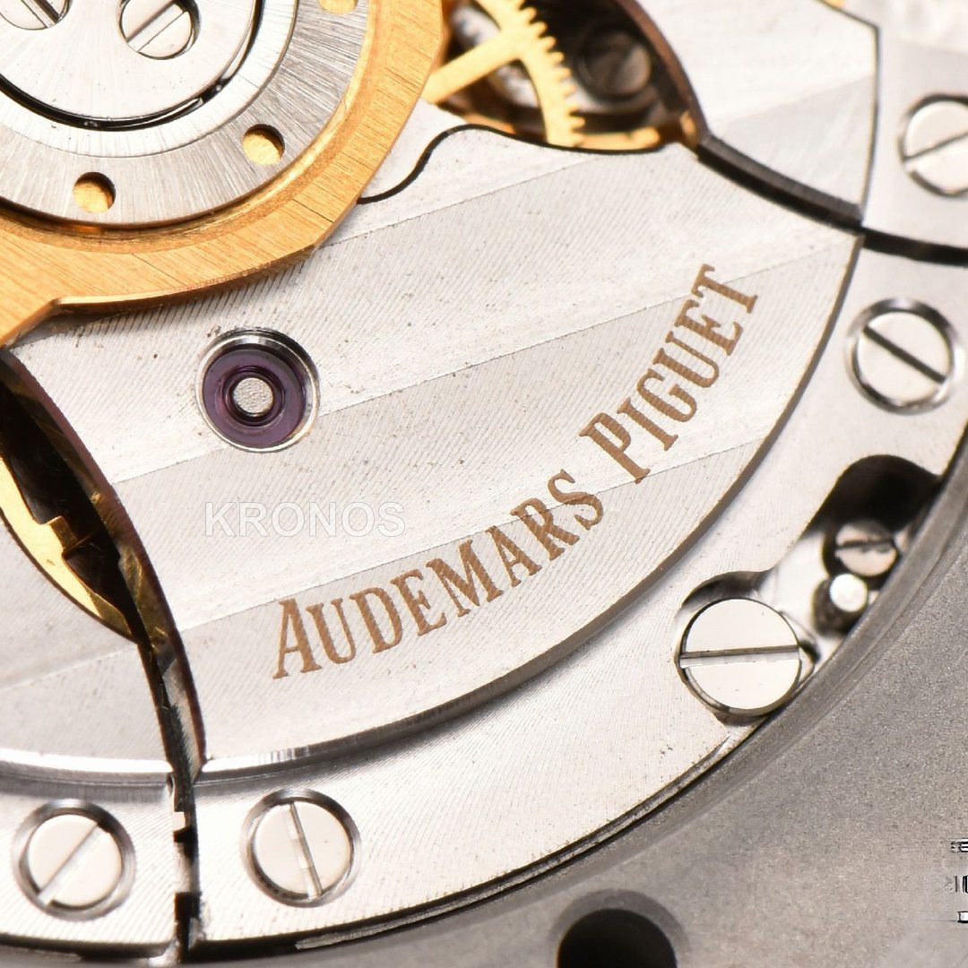 Royal Oak 41mm Black Textured Dial - Authentic Movement