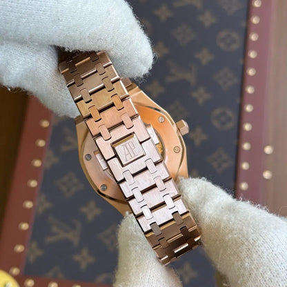 Detalle caja Rose Gold Royal Oak estilo AAA Kronos Relojes