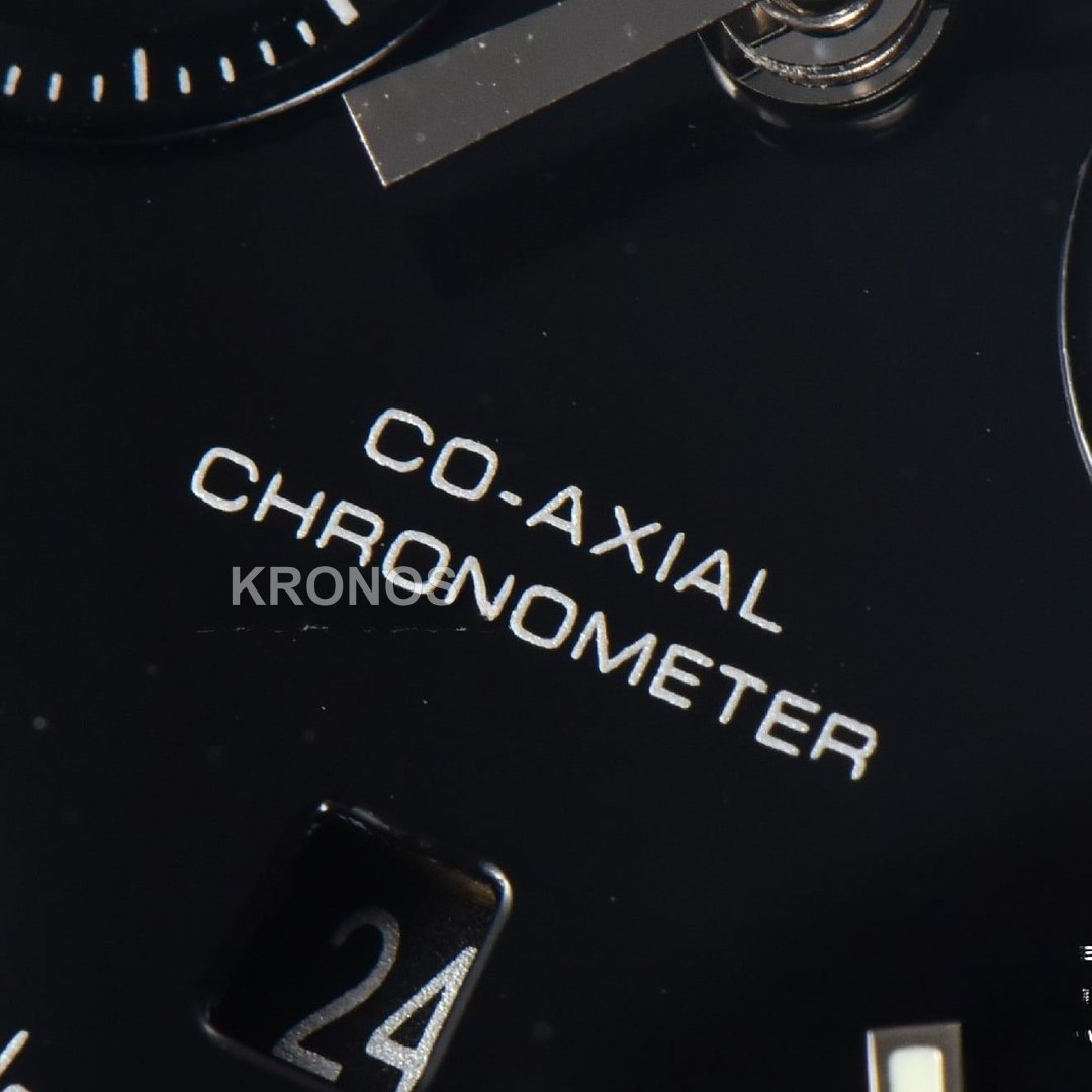 Speedmaster 'Dark Side Of The Moon' Real Ceramic 44mm Black Dial - Authentic Movement