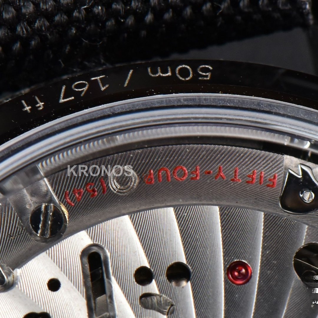 Speedmaster 'Dark Side Of The Moon' Real Ceramic 44mm Black Dial - Authentic Movement