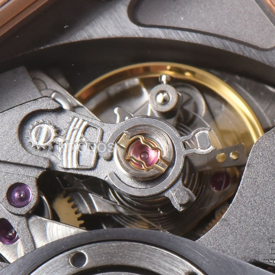 Square Bang Unico 42mm Skeleton Dial - Authentic Movement