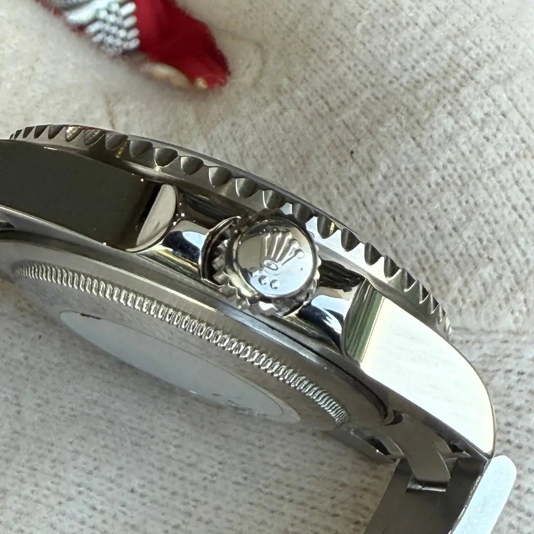 Reloj deportivo Submariner Starbucks lado muñeca Kronos Relojes
