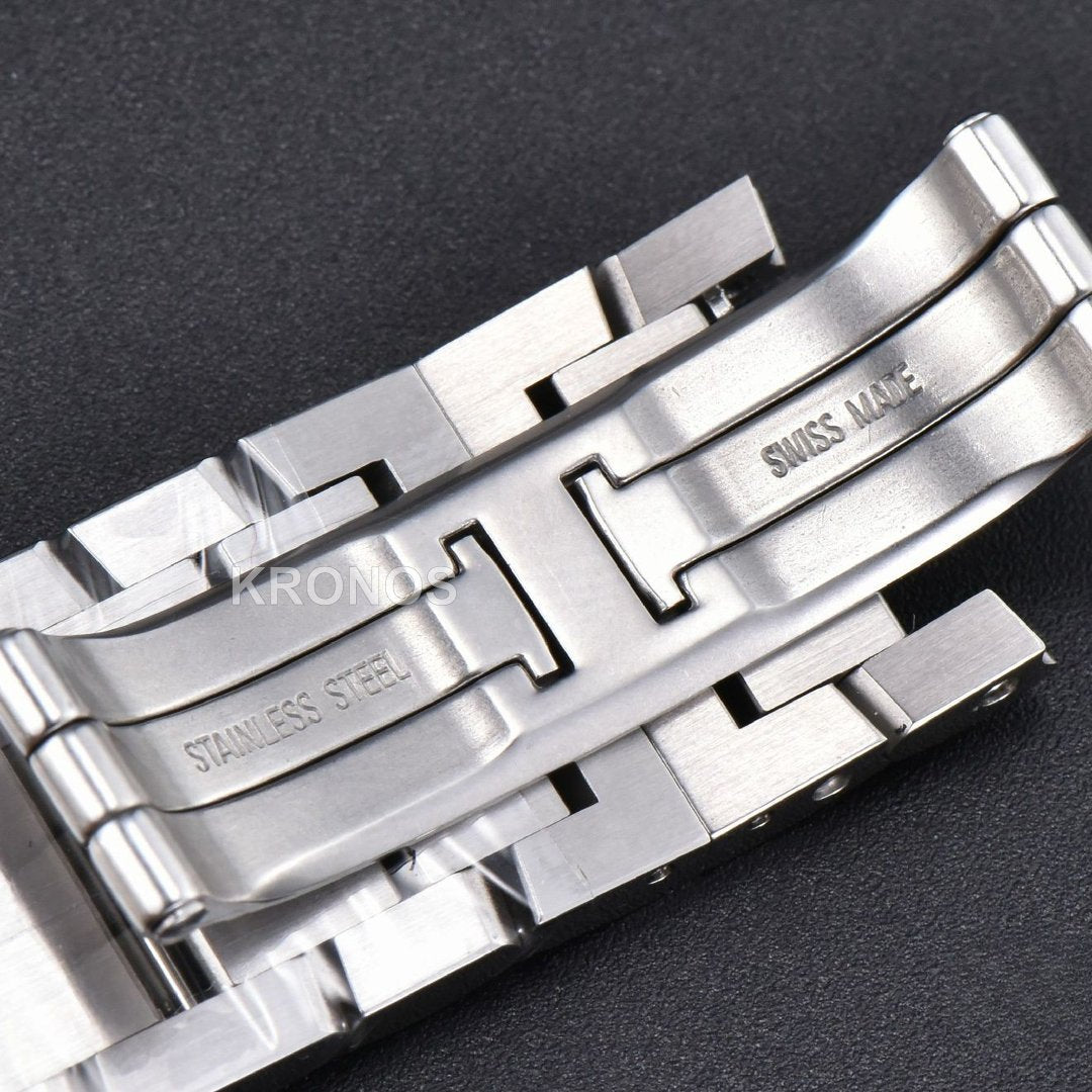 Tank Francaise Medium 32mm x 27mm Quartz - Authentic Movement
