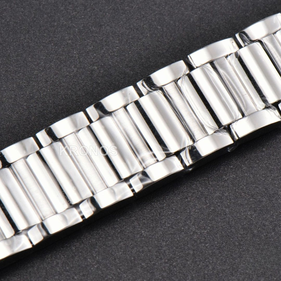 Tank Must Small 29.5mm x 22mm White Dial - Authentic Movement