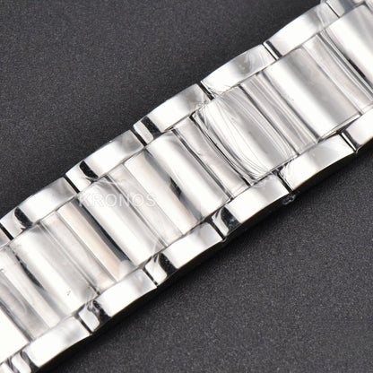 Tank Must Large 33.7mmx25.5mm White Dial - Authentic Movement