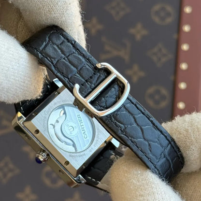 Detalle correa cuero Tank Steel blanco Kronos Relojes premium