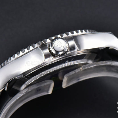 Yacht Master 42mm Falcon's Eye Dial On Black - Authentic Movement